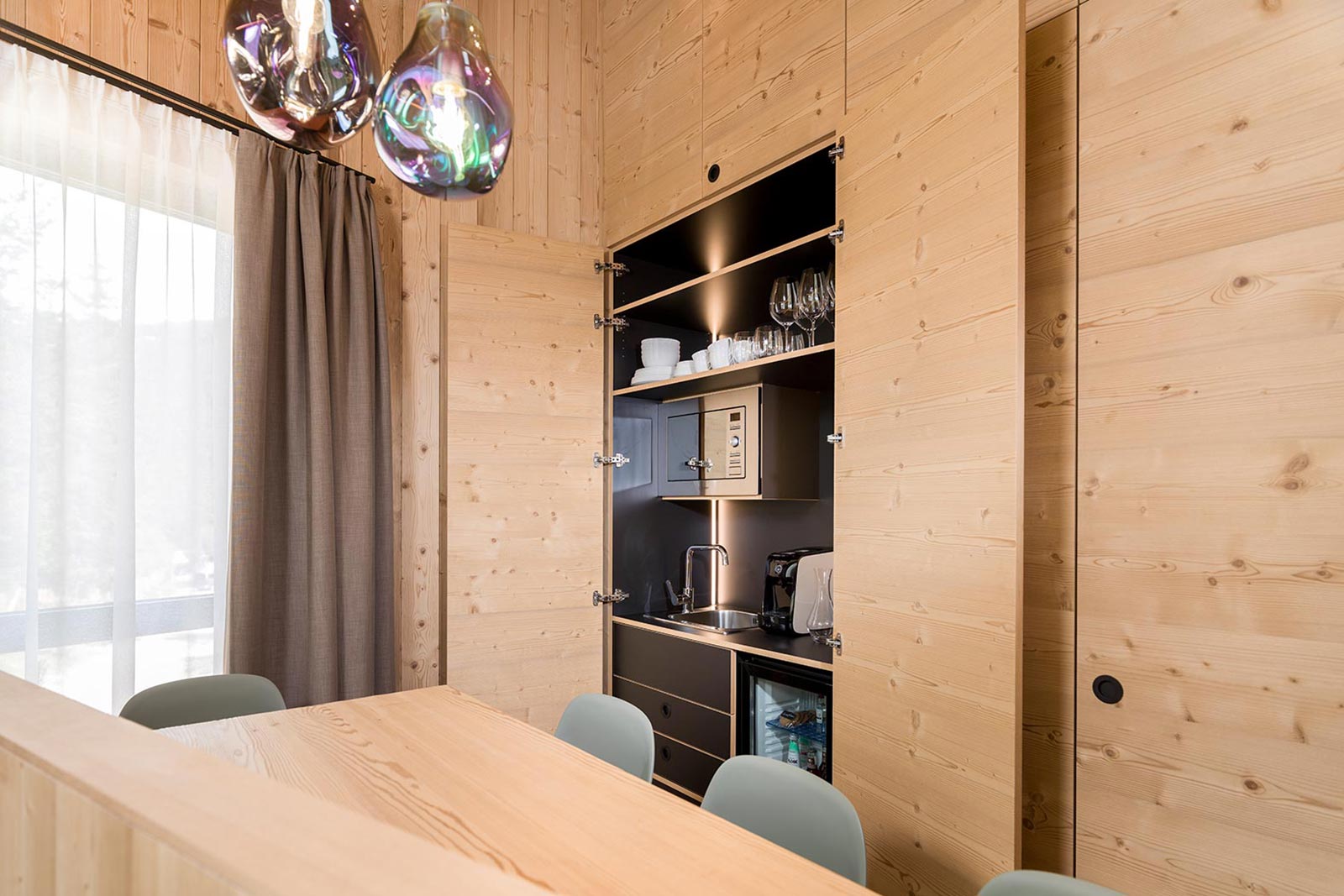 Dining table - Chalet Superior