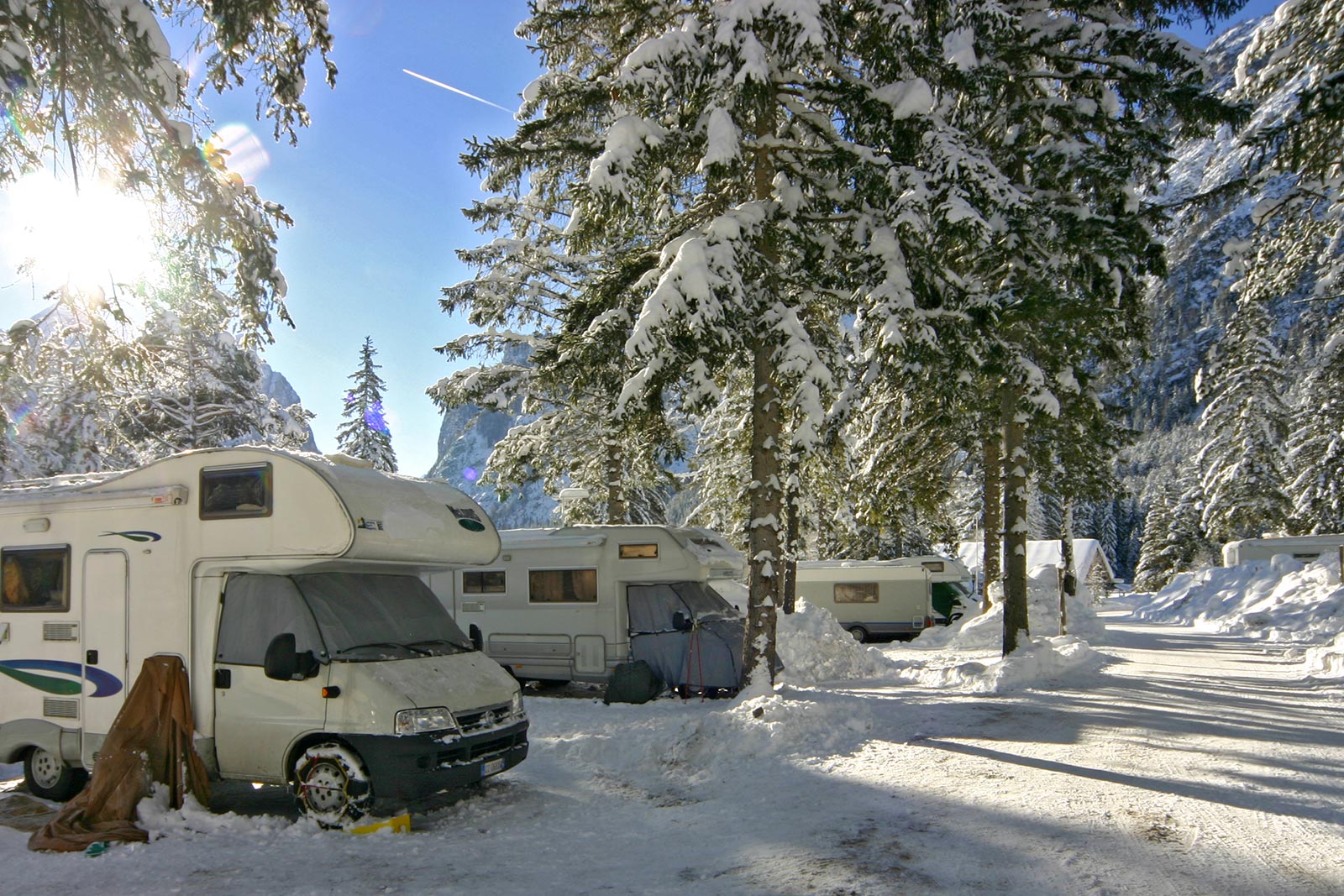 Wohnmobilstellplätze im Winter in Toblach - Camping Toblacher See
