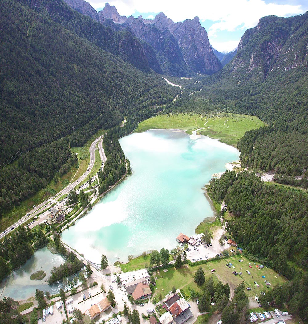 Passeggiata sul lago di Dobbiaco